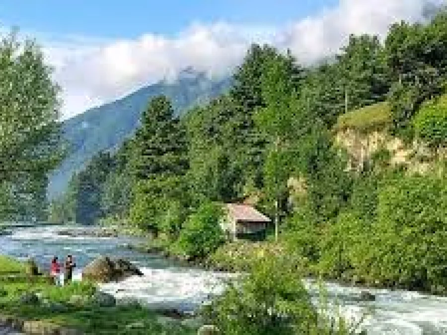 Scenic Treasures of Kashmir with Offbeat Villages