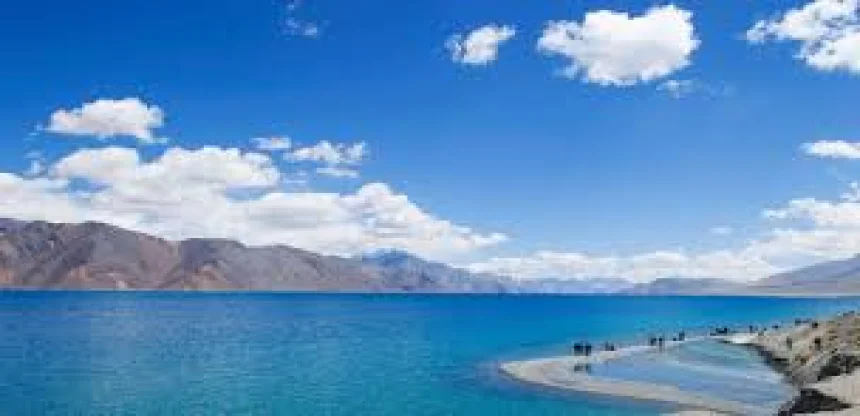 Striking Kashmir with Ladakh